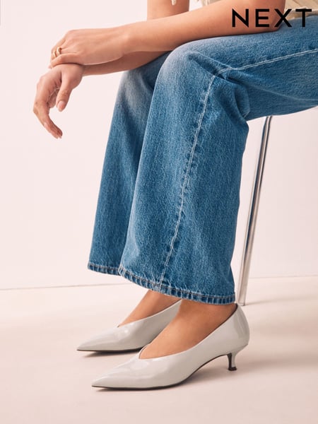 Bone Standard/Wide Fit Forever Comfort® Point Toe Low Kitten Heels (AT2408) | € 42