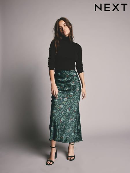 Green Festive Christmas Bauble Printed Satin Midi Skirt (AT5567) | € 11