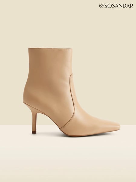 Sosandar Cream Leather Square Toe Ankle Boots (AT6508) | € 186