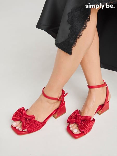 Simply Be Red Wide Fit Low Heel Bow Occasion Sandals (AT9342) | € 59