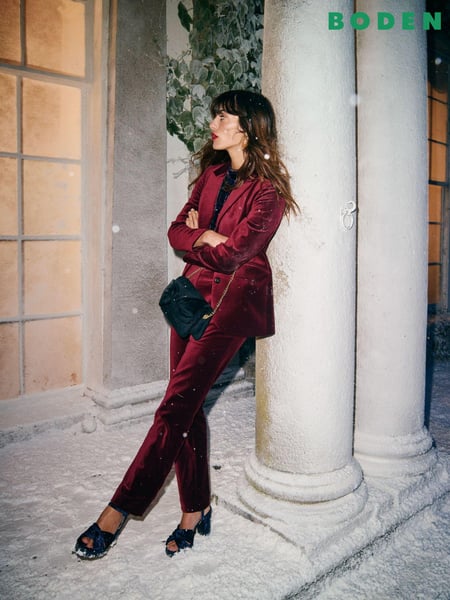 Boden Red Marylebone Velvet Blazer (AU1341) | € 179