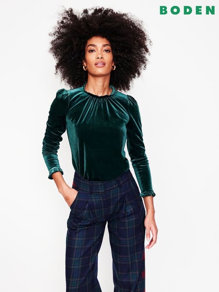 Boden Green Velvet Frill Neck Top (AU1524) | € 38