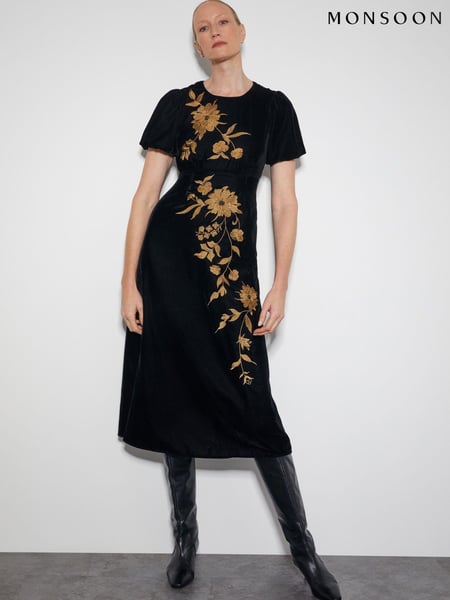 Monsoon Black Kendra Embroidered Floral Velvet Midi Dress (AU3948) | € 140