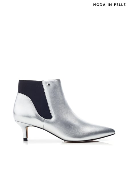 Moda in Pelle Qute Kitten Heel Chelsea Black Boots (AV1526) | € 93