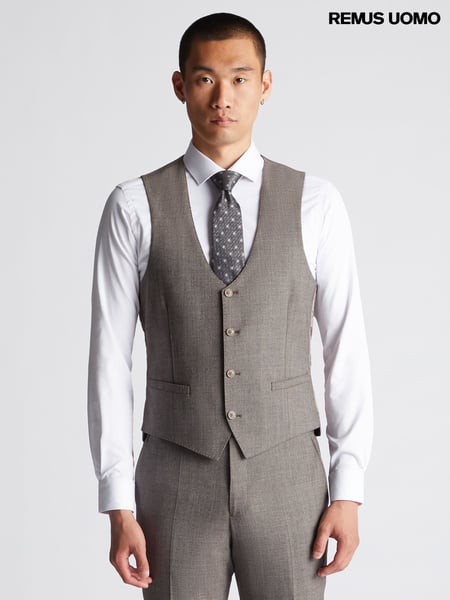 Remus Uomo Brown Tapered Fit Wool Rich Waistcoat (AV2425) | € 108