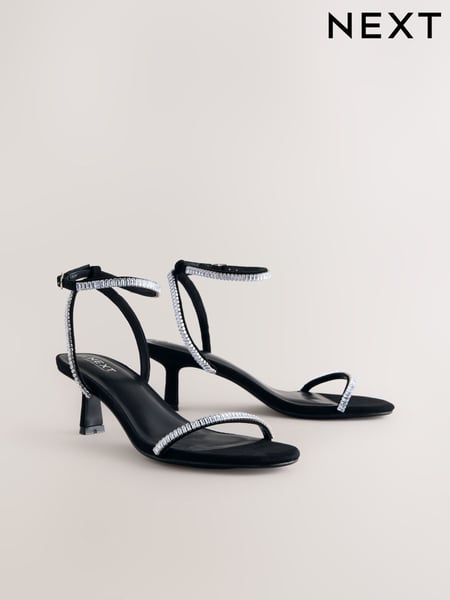 Black Forever Comfort® Round Toe Jewel Detail Simple Sandals (AV7916) | € 65