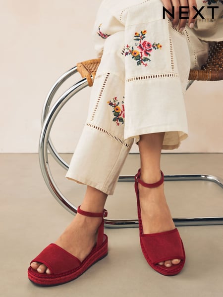 Red Suede Standard/Wide Fit Forever Comfort® Open Toe Low Wedge Espadrilles (AV8178) | € 65