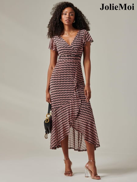 Jolie Moi Pink Geo Print Ruffle Hem Mesh Maxi Dress (AV8776) | € 66