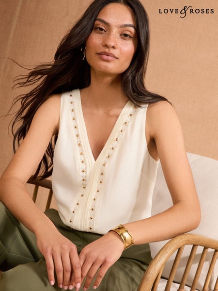 Love & Roses Ivory Petite VNeck Vest (AW3155) | € 50