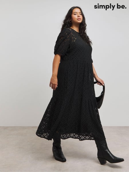 Simply Be Black Lace Tiered Maxi Dress (AW3202) | € 49