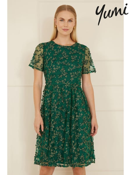 Yumi Green Embroidered Floral Skater Dress (AW3316) | € 109