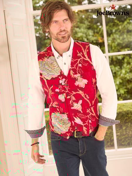 Joe Browns Red Embroidered Jacquard Suit Waistcoat (AW3529) | € 50