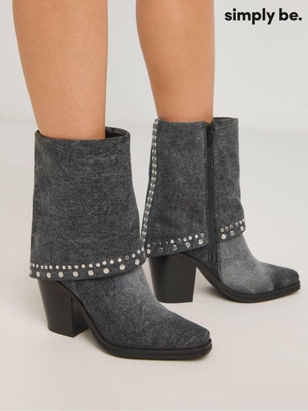 Simply Be Grey Western Cuff Studded Ankle Boots In Wide Fit (AW5496) | € 54