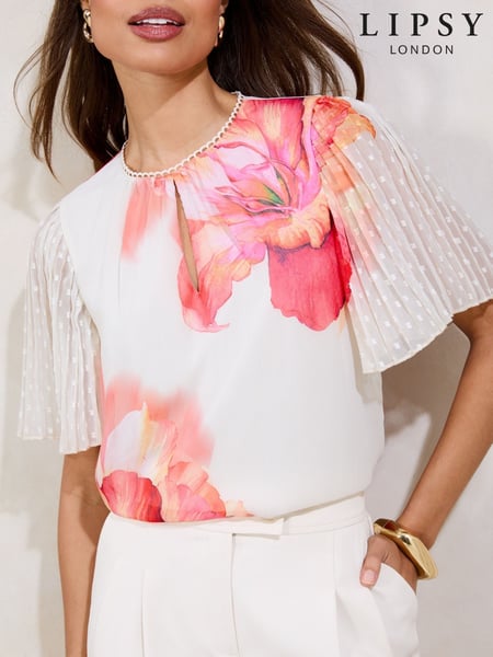 Lipsy Cream Printed Chiffon Angel Sleeve Blouse (AW5575) | € 70