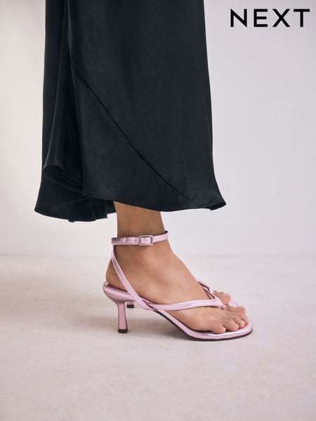 Pink Metallic Forever Comfort® Round Toe Post Ankle Wrap Heels (AW7866) | € 51