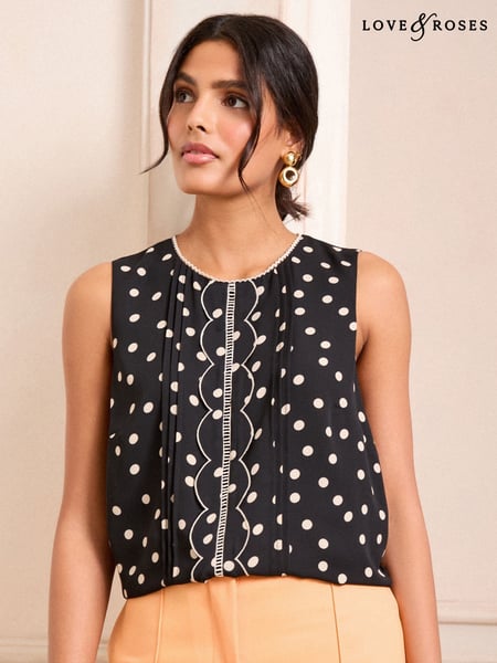 Love & Roses Spot Petite Sleeveless Scallop Detail Shell Top (AW9065) | € 59