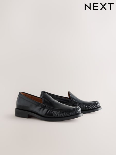 Black Rouched Front Leather Loafers (AW9073) | € 78