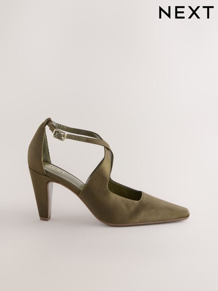 Olive Green Forever Comfort® Cross-Over Point Toe Court Heels (AY0592) | € 58