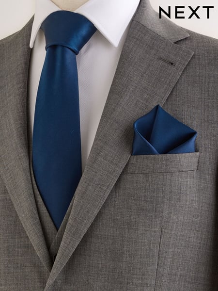 Navy Silk Tie And Pocket Square Set (AY4823) | € 42