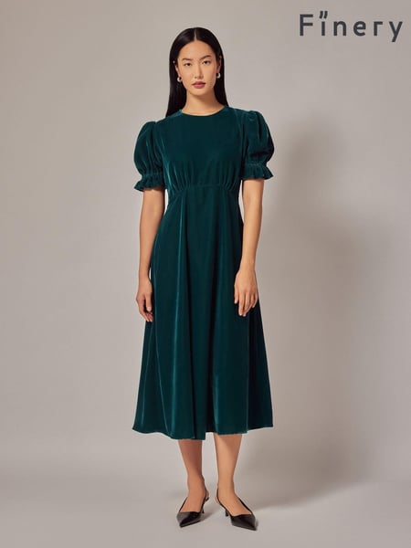 Finery Green Mela Velvet Midi Tea Dress (AY6254) | € 46