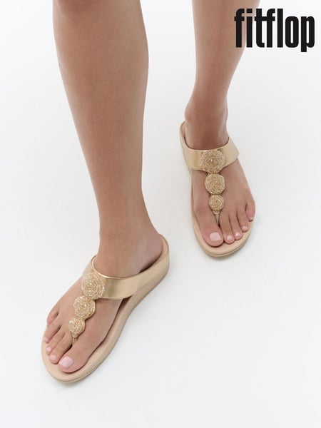 FitFlop Gold Fino Beadie-button Metallic Toe-post Sandals (AY6565) | € 140