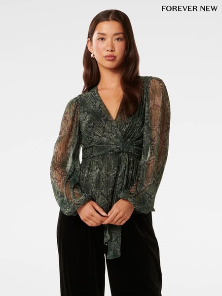Forever New Green Cassidy Printed Plisse Top (AY8589) | € 70