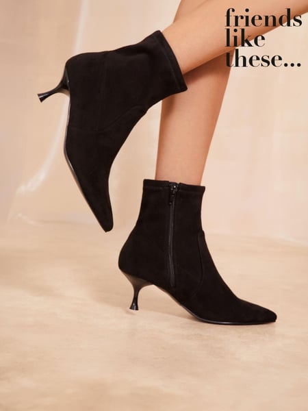 Friends Like These Black Standard Fit Pointed Toe Stiletto Kitten Heel Ankle Sock Party Boot (B15507) | € 31