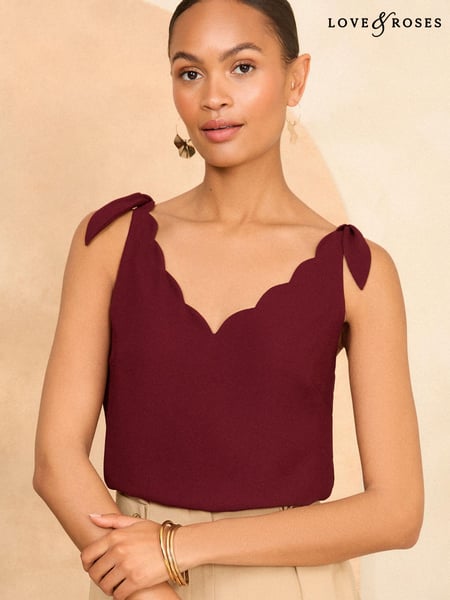 Love & Roses Berry Red Petite V Neck Scallop Detail Tie Shoulder Vest (B21391) | € 10