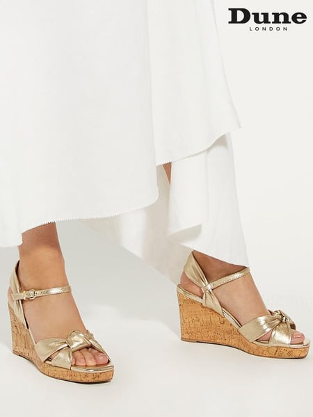 Dune London Gold Kaino Knotted Wedges (B23971) | € 154