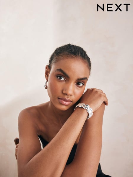 Silver Tone Diamond Stretch Bracelet (B25388) | € 22