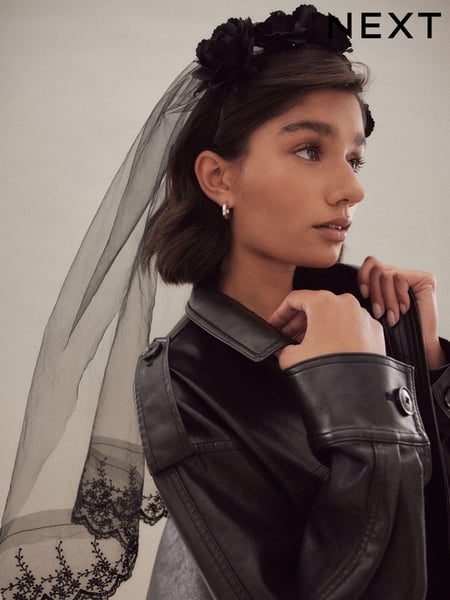 Black Halloween Rose Crown Veil Headband (B29614) | € 20