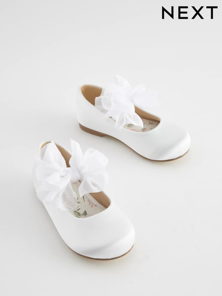 White Wide Fit (G) Mary Jane Bridesmaid Bow Occasion Shoes (B29630) | € 19 - € 21