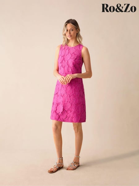 Ro&Zo Pink Lace Mini Shift Dress (B45626) | € 67