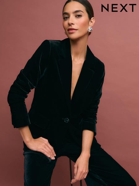 Black Tailored Velvet Single Breasted Blazer (B48577) | € 67