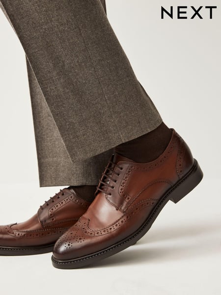 Brown Standard Fit Leather Derby Brogues (B51322) | € 73