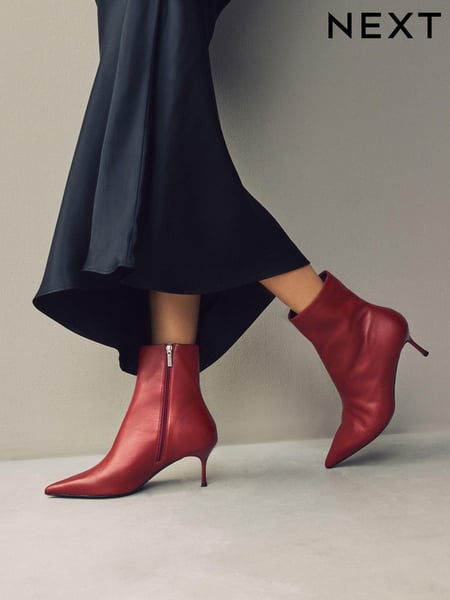 Burgundy Red Forever Comfort® Pointed Toe Skinny Heeled Ankle Boots (B55433) | € 90