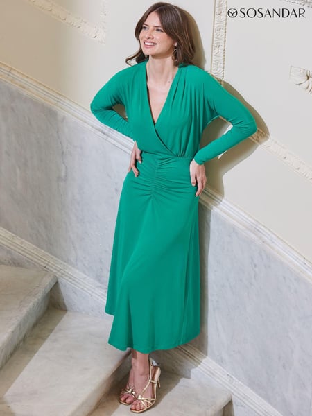 Sosandar Green Ruched Detail Wrap Jersey Midi Dress (B88209) | € 117