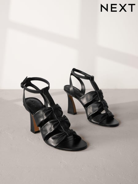 Black Signature Leather Bow Sandals (C01654) | € 21