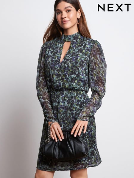 Green Floral Cut-Out Chiffon Mini Dress (C86507) | € 34