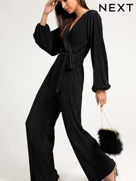 Black Long Sleeve Plissé Jumpsuit (D62838) | € 12
