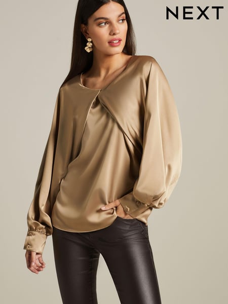 Oyster Pleat Front Long Sleeve Blouse (D67939) | € 8