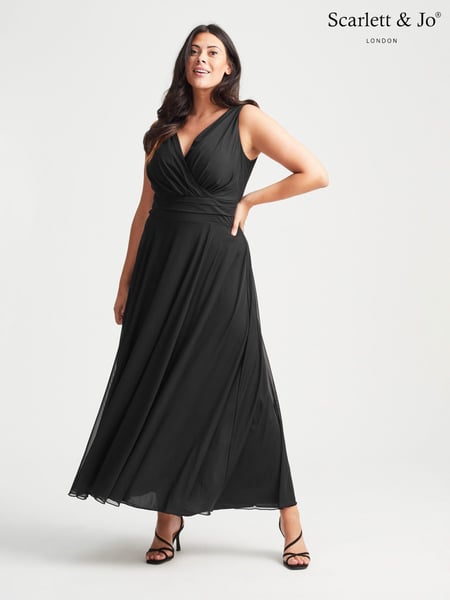 Scarlett & Jo Black Nancy Marilyn Mesh Maxi Dress (E01379) | € 133