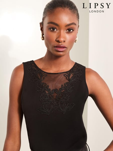Lipsy Black Lace Detail V Neck Jersey Vest (E07269) | € 24