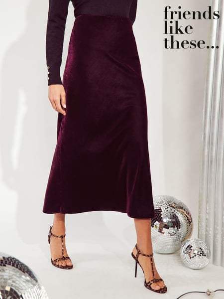 Friends Like These Red Velvet Bias Maxi Skirt (E10631) | € 42