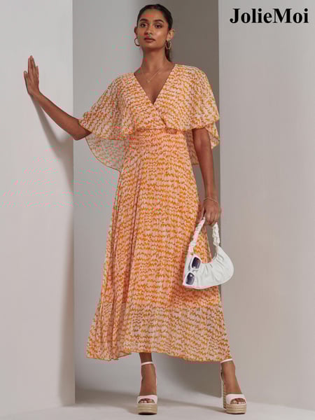 Jolie Moi Orange Kyra Pleated Chiffon Maxi Dress (E15395) | € 117