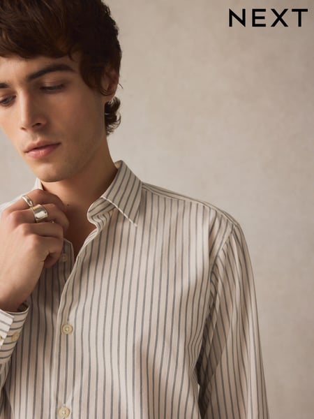 White/Black Monochromatic Stripe Regular Fit 100% Cotton Long Sleeve Formal Cutaway Collar Shirt (E16090) | € 48