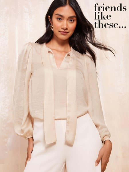 Friends Like These Cream Petite Pussy Bow Tie Front Long Sleeve Blouse (E22936) | € 22