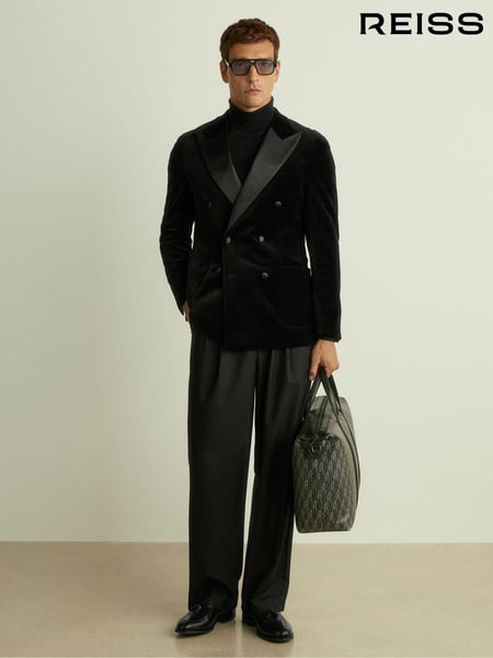 Reiss Black Club Velvet Double-Breasted Tuxedo Jacket (E28579) | € 512