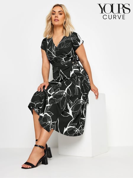 Yours Curve Black Leaf Crinkle Midi Wrap Dress (E41337) | € 58