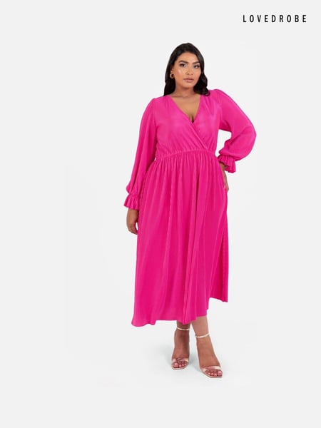 Loveabode Pink Plisse Long Sleeve Wrap Midaxi Dress (E54186) | € 35